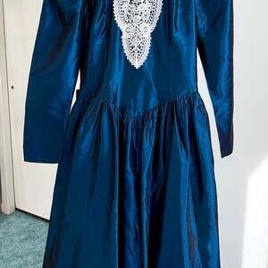 Vintage 80s Jessica McClintock Gunne Sax Blue Taffeta Lace Bib Victorian Dress S